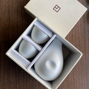 Elegant White Porcelain Ceramic sake set